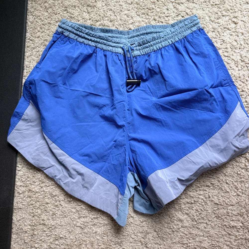 Lululemon hiking shorts